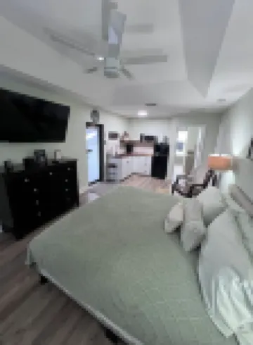 The Perfect Place Now with a King Size Bed