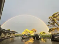 Bayside Hotel - Parkplatz