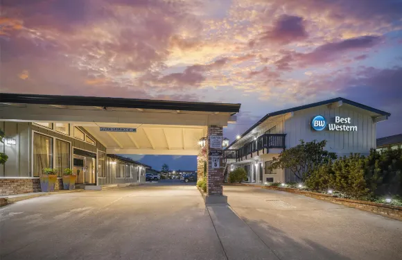 阿克塔貝斯特韋斯特酒店