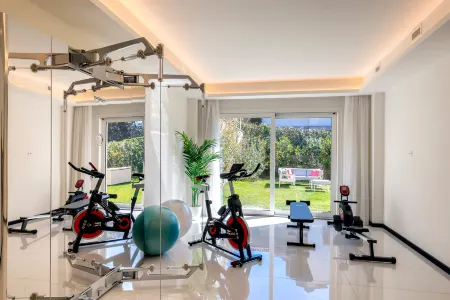 Great house with pool and gym near Florence. Prato