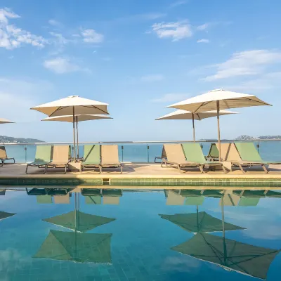 Hotel Amares Acapulco Hotels near Punta Diamante