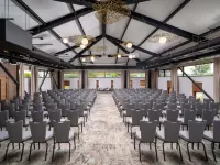 Mercure Conacul Cozieni Hotels in Pasarea