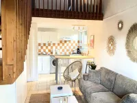 Apartments for 6 People Hotels in Seignosse