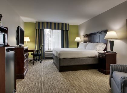 Holiday Inn Express & Suites MIDDLEBORO RAYNHAM by IHG