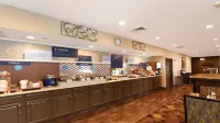 홀리데이 인 익스프레스 & 스위트, 시카고-디어필드/링컨셔, IHG 제공 - 조식 운영