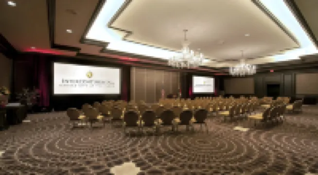 InterContinental Hotels KANSAS CITY AT THE PLAZA by IHG