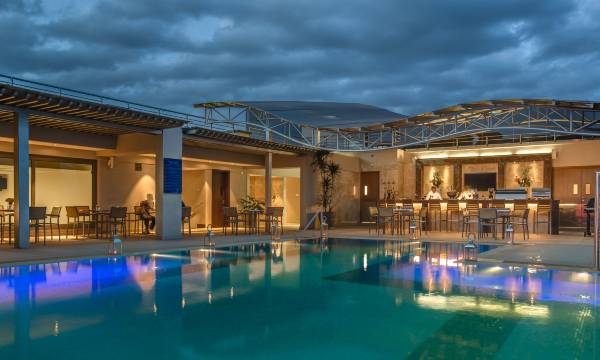 Crowne Plaza Nairobi Airport by IHG