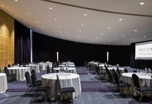 소피텔 시카고 메그니피션트 마일 외부 이미지