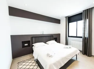 Sunset 302 Apt de Luxe Avec Salle de Fitness Hotels in 