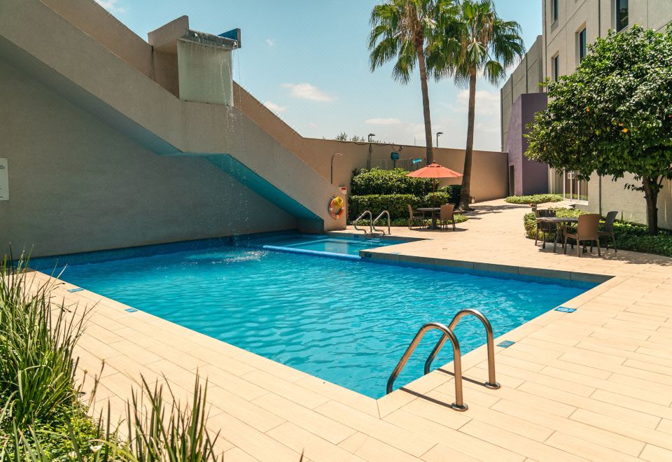 크라운 플라자 몬테레이 아에로푸에르토