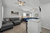 "Magnolia" Cottage Reidsville Georgia