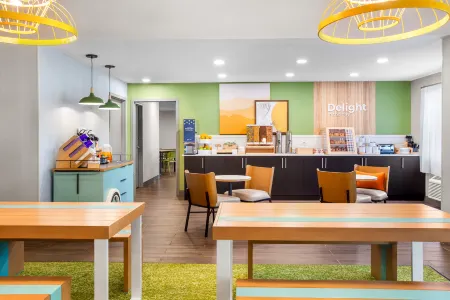 Spark by Hilton Tumwater Отели в г. Тумуотер