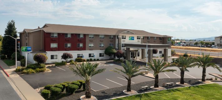 Holiday Inn Express Redding North, an IHG Hotel Hotels in Redding