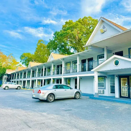 Woodbridge Inn by OYO Rome