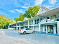 Woodbridge Inn by OYO Rome 플로이드 카운티 호텔