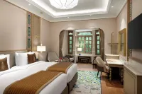 Wyndham Grand Udaipur Fateh Sagar Lake