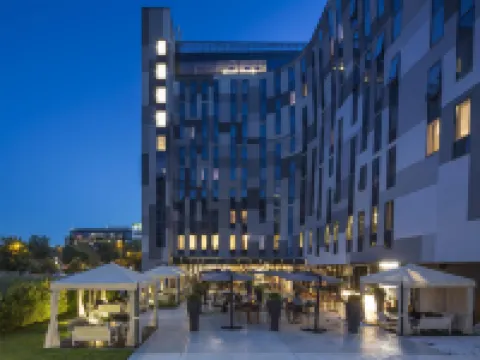 Zijin Hotel Belgrade Hotels near Chinese Cultural Center