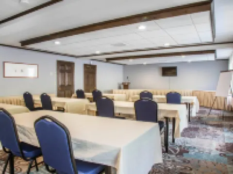 ザ ブラック スワン リー - レノックス, アン アセンド コレクション ホテル リーのホテル