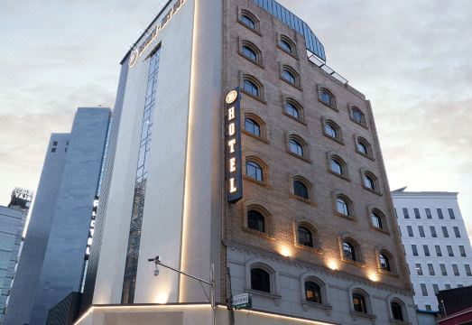 브라운도트 성신여대점 루프탑 전경