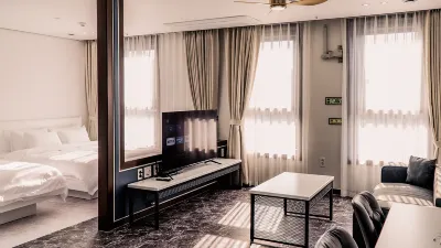 Goseong G Hotel Hotels near Hwajinpo Pine Forest Road