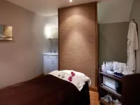 Macdonald Alveston Manor Hotel - spa