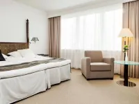 فندق إليت بارك أفنيو Hotels near سنتروم