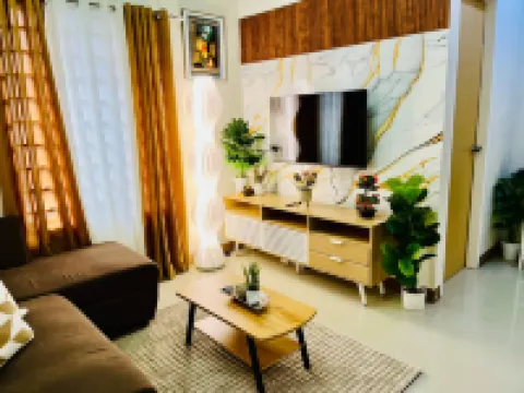 Bloomstone - 2BR Family Suite in Gensan