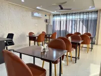 The Mayfair Hotel - Desayuno