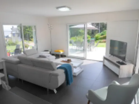 Holiday home with partial sea view, Douarnenez Hotels in Douarnenez