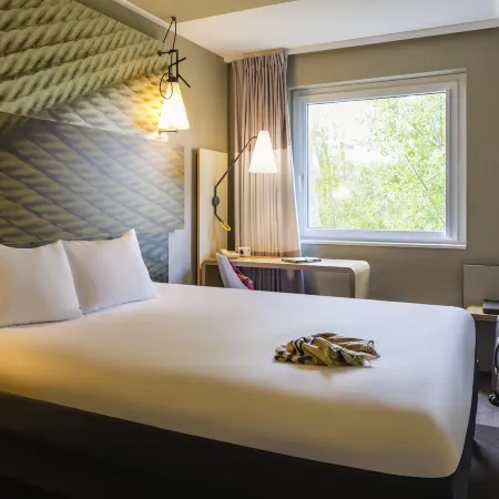 Ibis Zurich Messe Airport