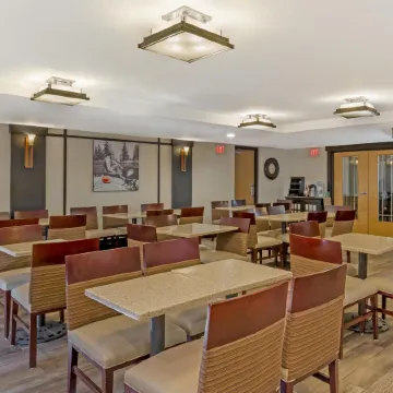 Best Western Plus McCall Lodge  Suites