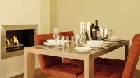 The Frames - Couples Retreat with Private Heated Pool, Spa & Sauna - balcón