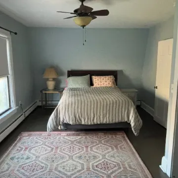 Urban Farmhouse near O’Hare Airport