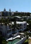 La Mer Sunshine Beachfront - Beach