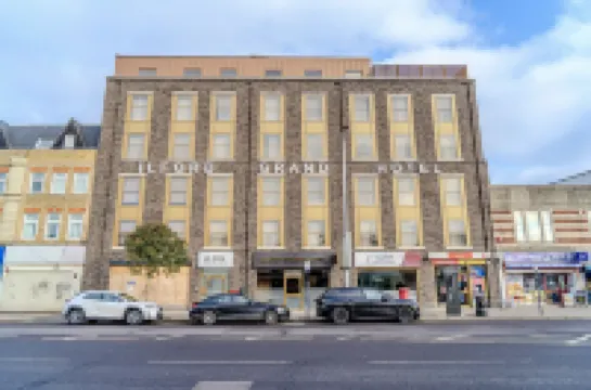 Ilford Grand Hotel
