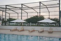 KMR Hotels & Resorts - Pools