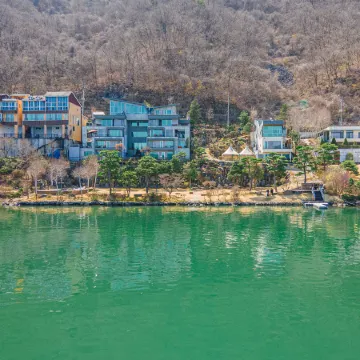 Gapyeong Aquavita Pension Отели рядом с достопримечательностью «Интерактивный художественный музей»