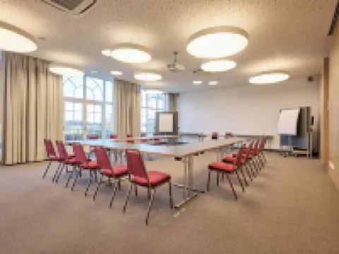 Momentum Hotel Hotéis em Anif