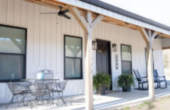 The Peach Cottage Near Horsehead Lake, University, Wedding Venues, Ozark Mtns!