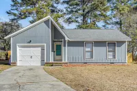 Quiet & Modern Family Home in Spring Lake - Wifi