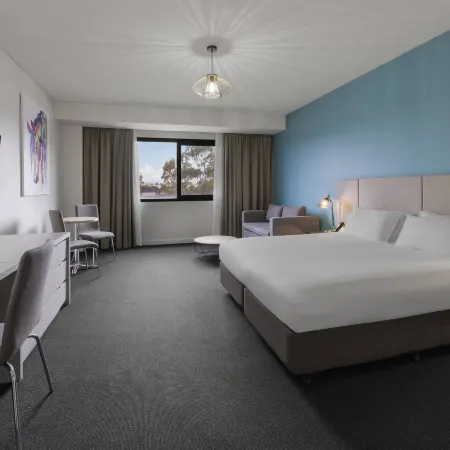 Mantra Melbourne Melton