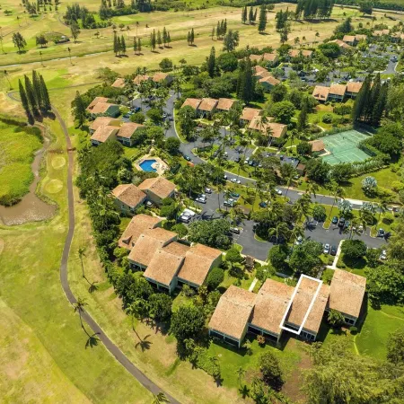 Magnificent Newly Renovated TBay Golf Course Condo