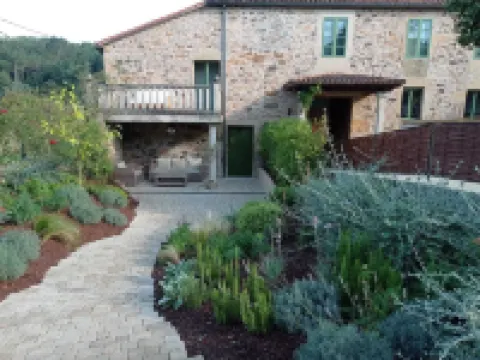 CASA CON ENCANTO (o Refuxio) Hoteles en Deza