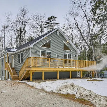 Ski, Swim, Kayak, Fish & Boat! Fam Bridgton Home