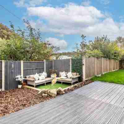 Peaceful Retreat in Telford With Modern Amenities Hotel Exterior