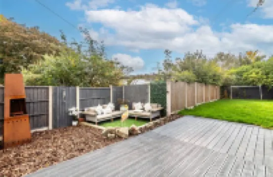 Peaceful Retreat in Telford With Modern Amenities Hotels in 