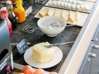 Ibis Styles Poitiers Nord - servizio colazione