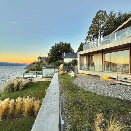 WaOne Lake Homes