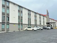 Motel 6 Springfield, VA - Washington DC Southwest - Parkplatz