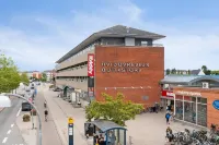 Cozy 1-Bedroom Apartment in Central Hvidovre, Copenhagen Hotels in 